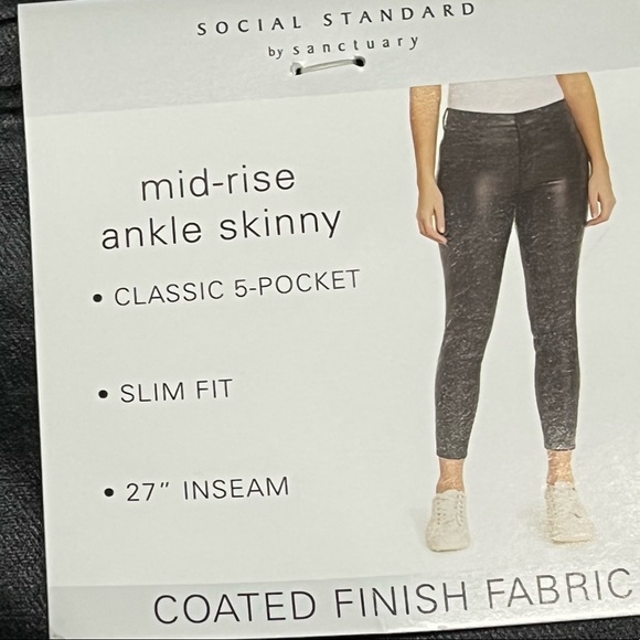 NWT Faux Leather Look Social Standard Skinny Ankle Jeans, Sz 6 - Picture 2 of 16